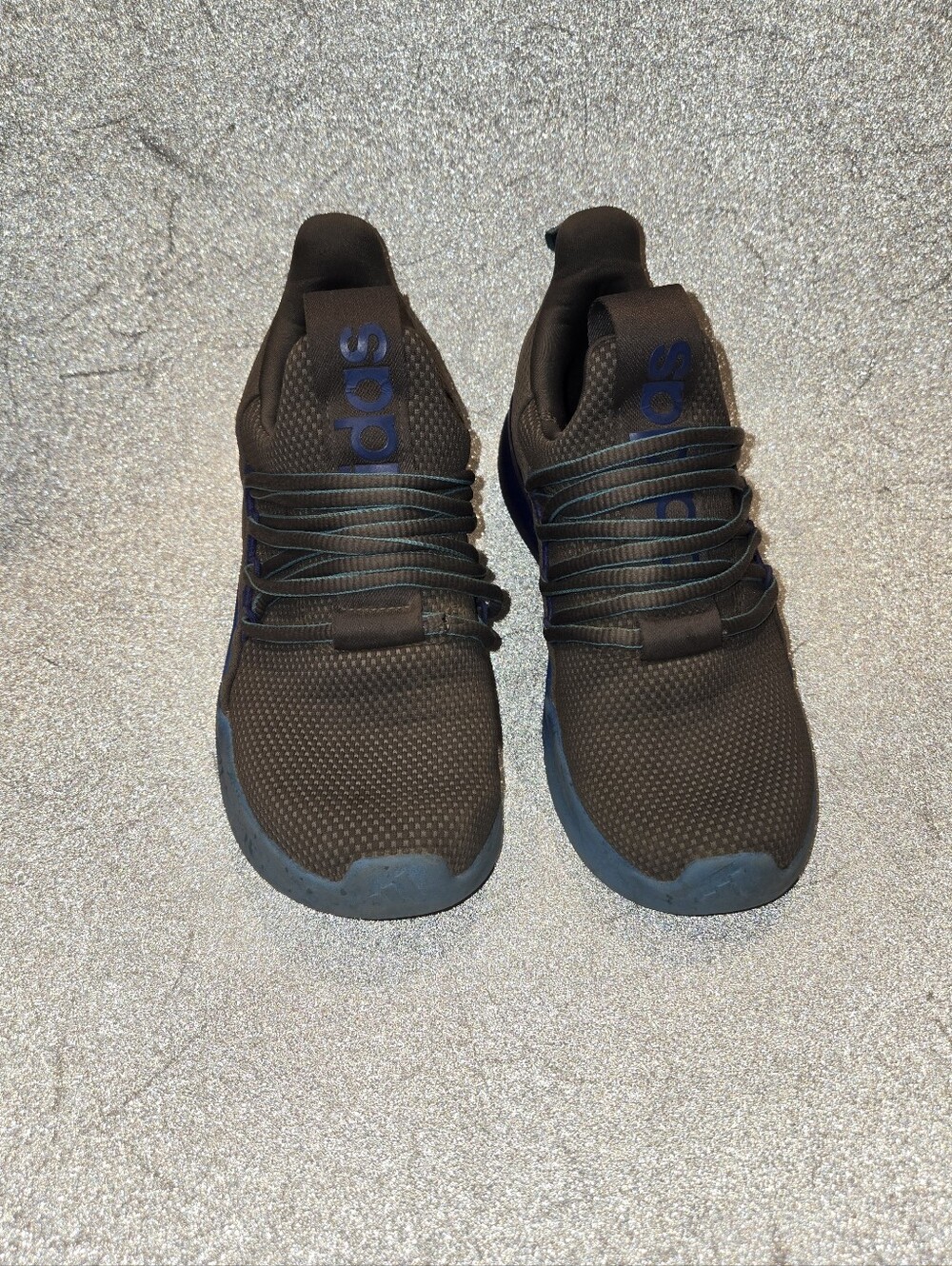 Like NEW Boys Adidas Sneakers Size-4